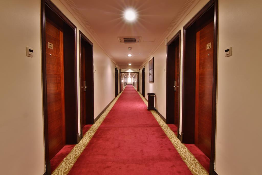 Majan Continental Hotel Mascate Extérieur photo