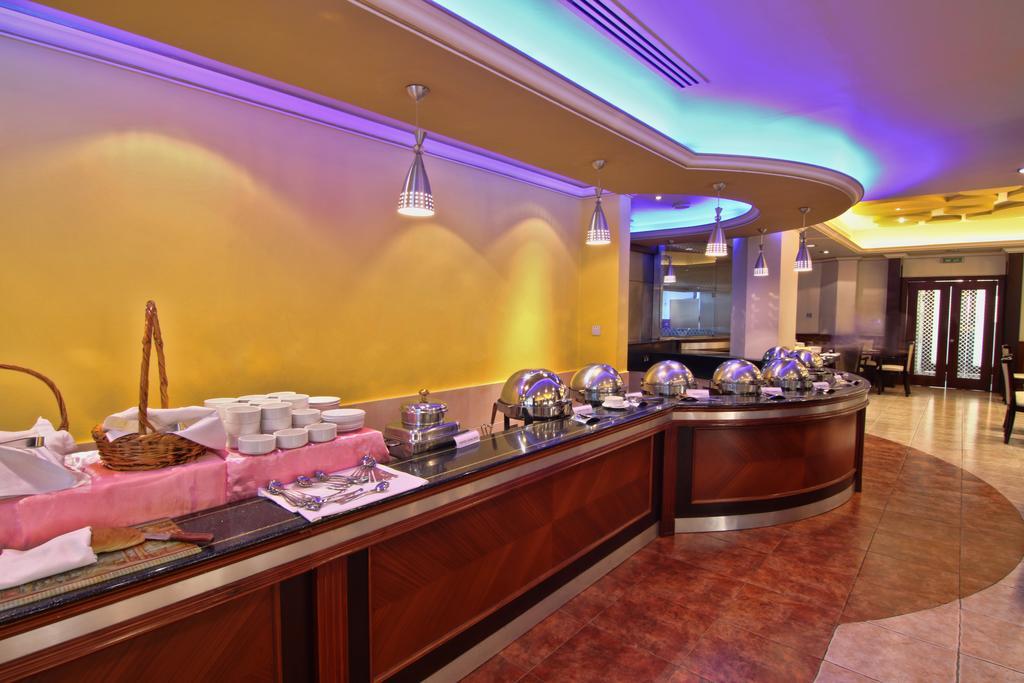Majan Continental Hotel Mascate Extérieur photo