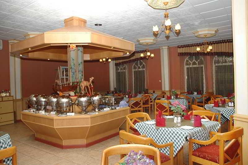 Majan Continental Hotel Mascate Extérieur photo