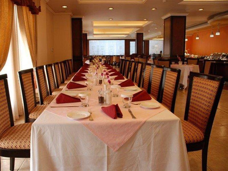 Majan Continental Hotel Mascate Extérieur photo