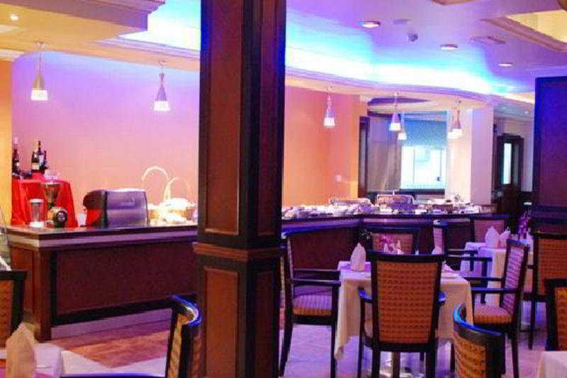 Majan Continental Hotel Mascate Extérieur photo